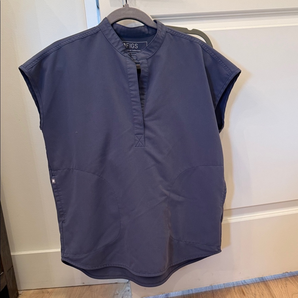 FIGS Scrub Top